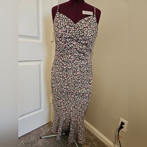 CUPSHE NWOT Dress minimal stretch